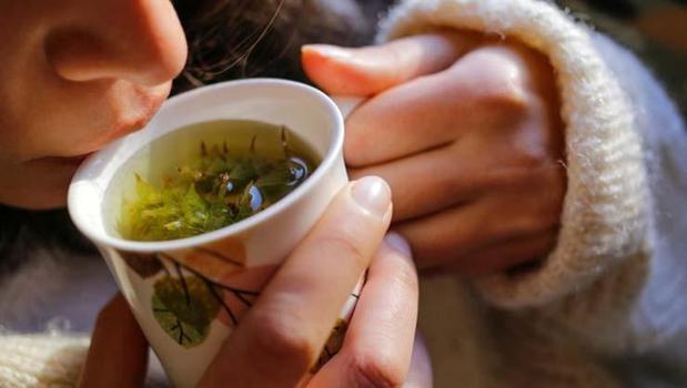 Şifa niyetine bardak bardak içiyoruz ama böbrekleri ve karaciğeri mahvediyor!)