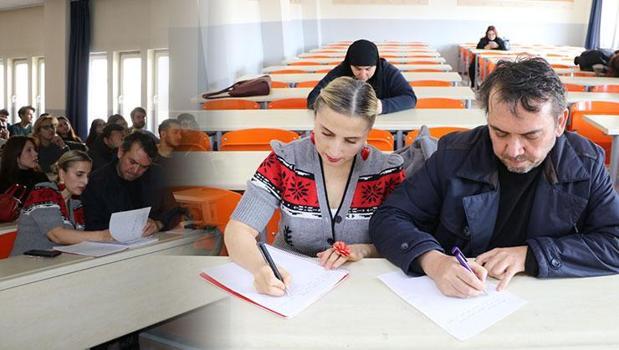 27 yıllık evlilerdi, şimdi sıra arkadaşı oldular: Kayseri'deki bu çift ezber bozuyor!)