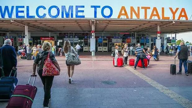 2026 turizminde yüzde 5-8'lik büyüme hedefi)