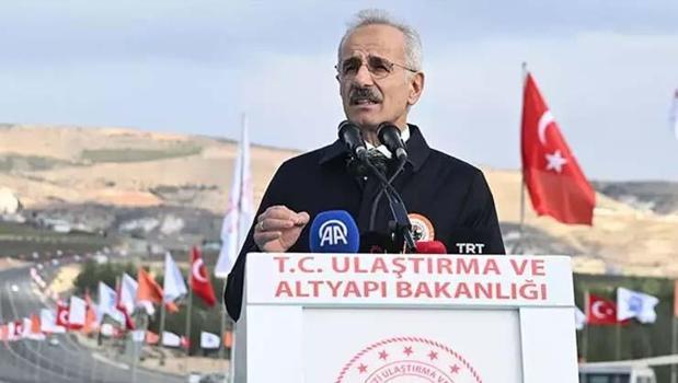 "Musabeyli Ayrım-Kilis Yolu" Bakan Uraloğlu'nun katılımıyla açıldı)