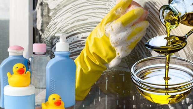 Camları pırıl pırıl yapıyor! Temizlik suyuna birkaç damla ekleyin, 2 malzeme kullanmak yetiyor!)