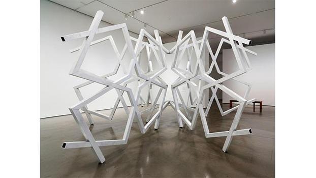 Selçuk Artut’un “Otonomi: Akışkan Geometri” sergisi 25 Mart’ta ziyarete açılıyor)