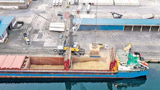 Türkiye, Hürmüz’e alternatif yeni koridor kurmalı)