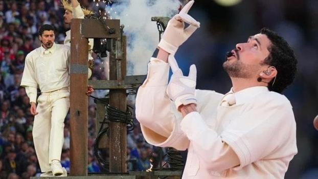 Bad Bunny sosyal medyada ilk kez paylaşım yaptı! 32'nci yaş gününe özel poz)