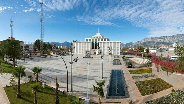 Döşemealtı Belediyesi’ne 'asfalt ihalesi' operasyonu! Eski başkan dahil 22 gözaltı kararı)