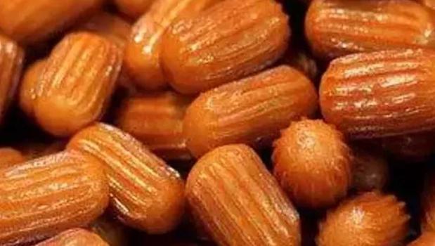 Asla yağ çekmiyor! Çıtır çıtır tulumba tatlısı tarifi)