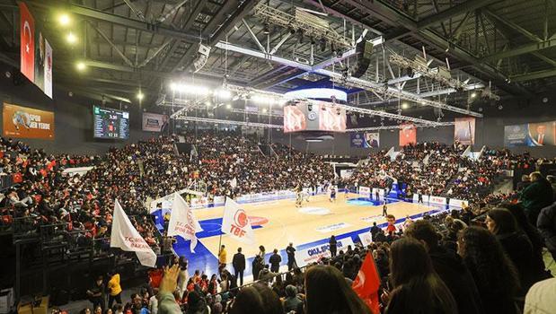 Okul Sporları Finali NBA maçını aratmadı!)