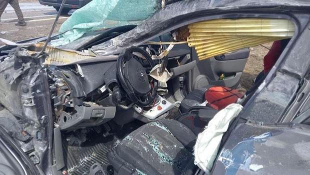 Babadan izinsiz alınan araçla feci kaza: 1 ölü, 3 yaralı)