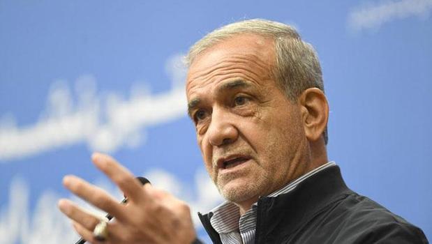 Pezeşkiyan: İran'ı savunmak için canımı feda etmeye hazırım)