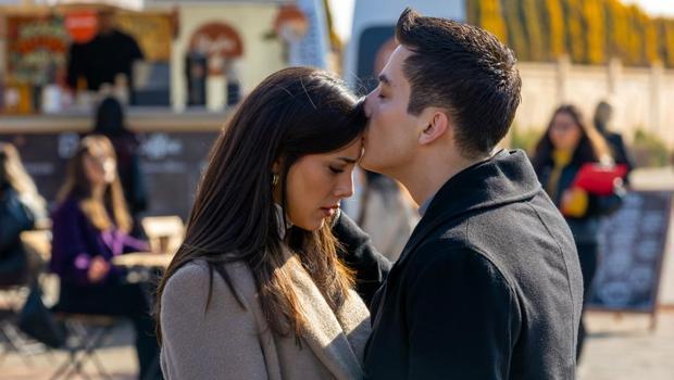 Uzak Şehir'de aşk başkadır! 'Ekranın en yakışan çifti')