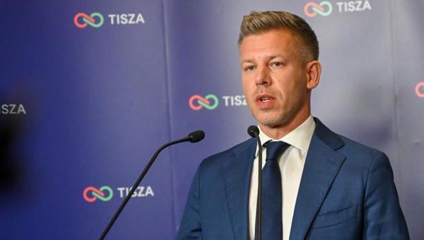 Macaristan'da ilk sonuçlara göre seçimi muhalefet lideri Peter Magyar kazandı)