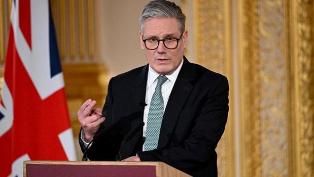 İngiltere Başbakanı Starmer'dan Trump'a: Ablukaya katılmayacağız)