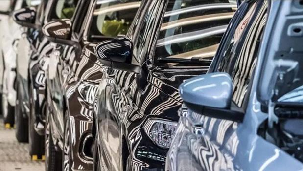 Resmi Gazete'de yayımlandı! Engelliye ÖTV'siz araç)