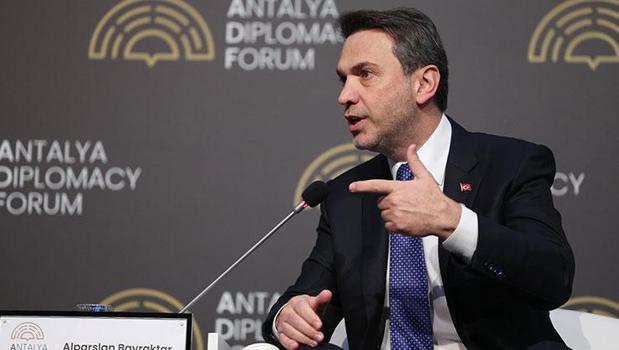 Bakan Bayraktar: Krizler ve politikalarımız, enerji piyasamızı dirençli hale getirdi)