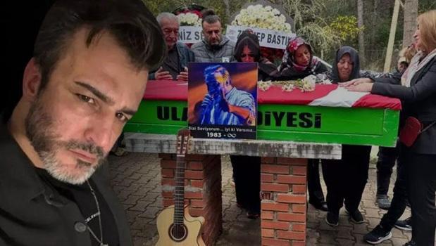 Rıza Tamer'e gözyaşlarıyla son veda! Çok sevdiği gitarıyla uğurlandı)