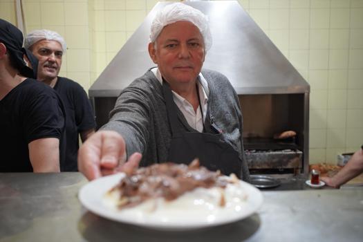 100 yaşında hâlâ mesleğinin başında! 'İşimi bırakmam')