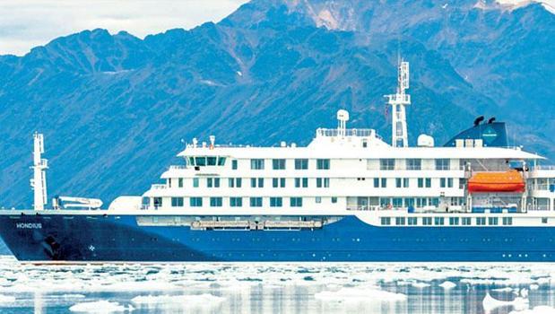Lüks tatil kabusa döndü! Okyanusun ortasında karantina: Peş peşe ölümler geliyor)