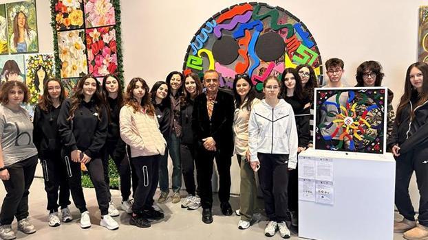 Çocuk ve Gençlik Sanat Bienali 110 bin ziyaretçiyi ağırladı)