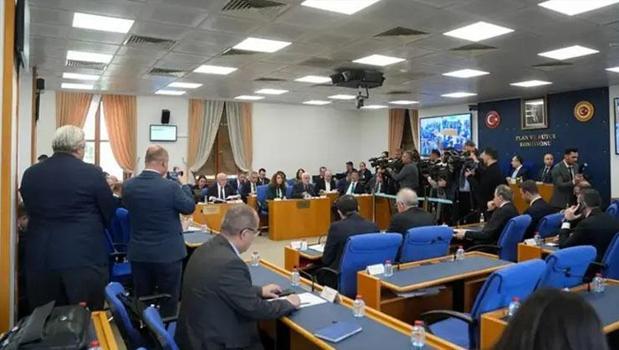 Vergiye yönelik düzenlemeleri de içeren kanun teklifi komisyonda kabul edildi)
