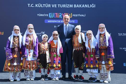 Akdeniz'in incisi ilk kez kültür yolu sahnesinde! Mersin'de festival coşkusu başladı)