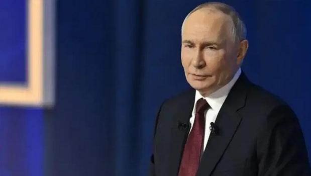 Putin, Zelenskiy ile uzun vadeli bir anlaşma imzalamak için görüşebileceğini söyledi)