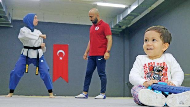 Gücün adı anne)