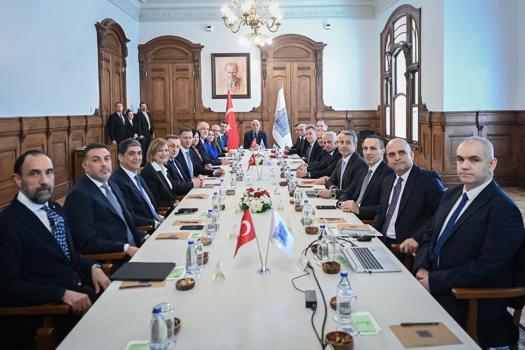 Bankacılık ve turizm zirvesinde kritik buluşma)
