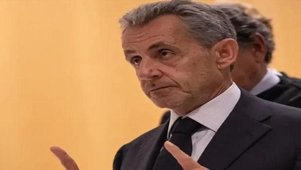 Eski Fransa Cumhurbaşkanı Sarkozy için istenen ceza belli oldu)