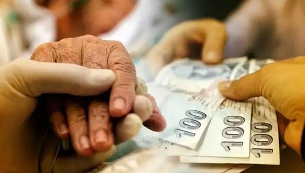 Evde bakım yardımı hesaplara yatıyor! Bakan Göktaş tutar vererek duyurdu)