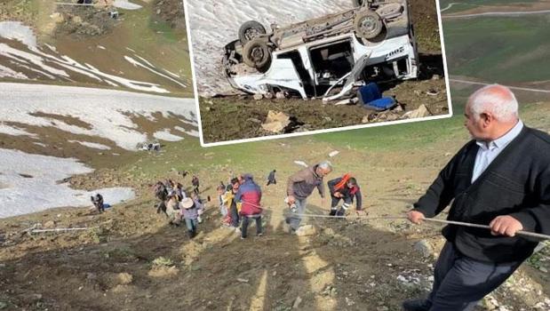 Hakkari’de facia! İşçileri taşıyan minibüs 100 metreden yuvarlandı: Ölü ve yaralılar var)