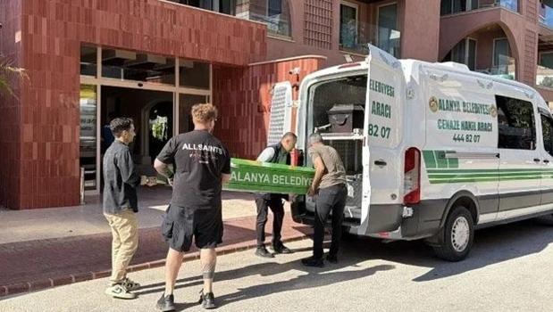 Tatil için gelmişti! Yabancı turist otel odasında ölü bulundu)