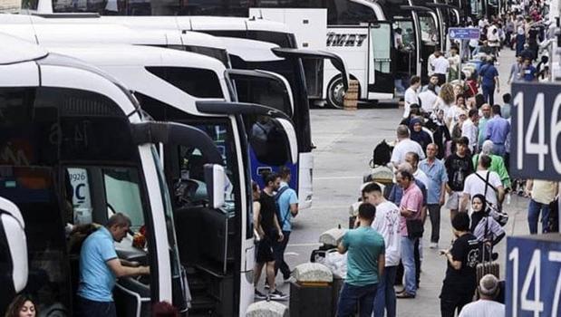 Bayramda yola çıkacaklar dikkat! Otobüs biletlerinde 12 saat kuralı değişti)