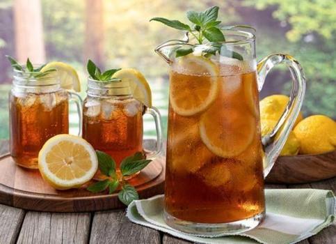 Anında ferahlatan ev yapımı soğuk çay tarifi! Bir daha marketten almayacaksınız)