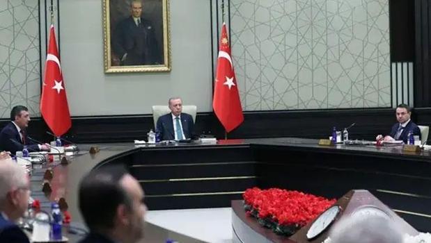 Cumhurbaşkanlığı Kabinesi toplandı)