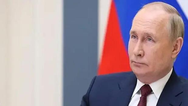 Rusya Devlet Başkanı Putin, Pekin'e geldi)