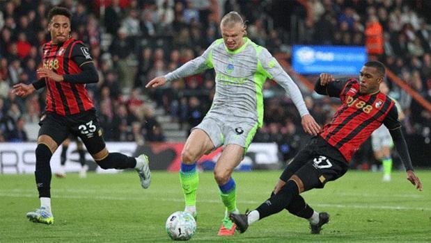 Manchester City puan kaybetti! İngiltere'de şampiyon Arsenal oldu)