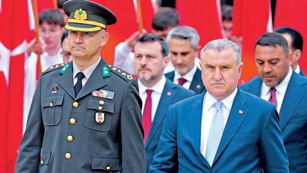 Kutlu mirasınız aynı ruhla yaşıyor)