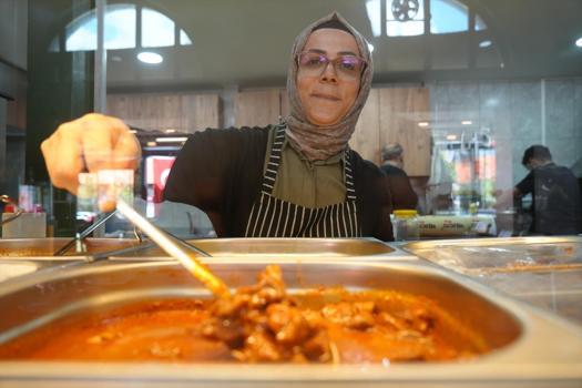 3 çocuk annesi girişimci kadın yapamazsın diyenleri dinlemedi! Evde yaparak başladı işletme sahibi oldu)