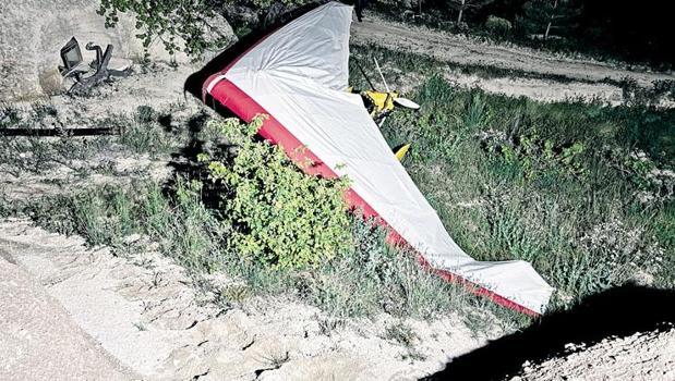 ‘Microlight’ta 2 kişi yaralandı)