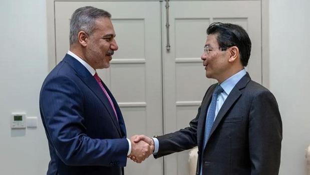 Dışişleri Bakanı Hakan Fidan, Singapur Başbakanı Wong ile görüştü)