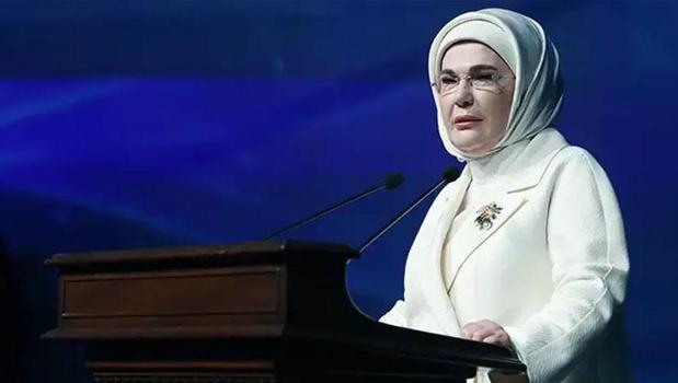 Sıfır Atık Forumu 2026'nın açılış konuşmasını Emine Erdoğan yaptı! 'Tarihi bir buluşma')