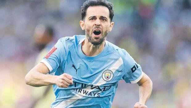 Bernardo Silva adım adım Aslan'a)