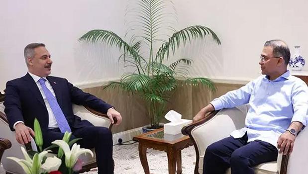 Dışişleri Bakanı Hakan Fidan, Bangladeş Başbakanı Rahman ile görüştü)