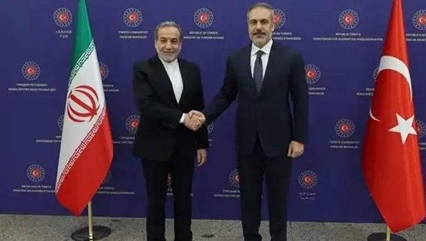 Dışişleri Bakanı Hakan Fidan, İranlı mevkidaşı Arakçi ile görüştü)