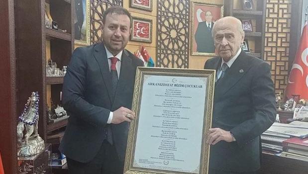 Bahçeli istedi, A Milli Takım için marş bestelendi)