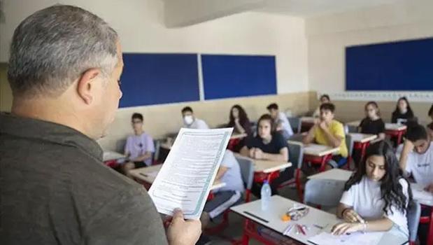 LGS'de bir ilk! Öğrencilere beslenme paketi dağıtılacak, istemeyen ayrı salona alınacak)