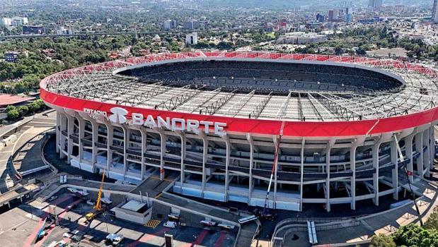 Üç açılış tek stat: Azteca)