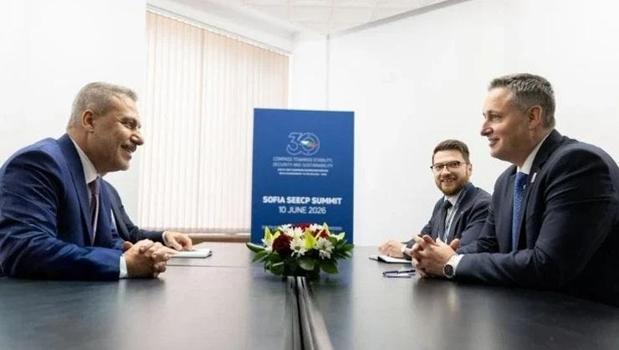 Dışişleri Bakanı Hakan Fidan, Bosna Hersek Devlet Başkanlığı Konseyi Başkanı Becirovic ile görüştü)