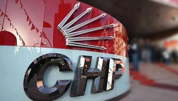 CHP'den AYM hamlesi! Bir yandan iptal başvurusu, bir yandan kurultay çıkışı)
