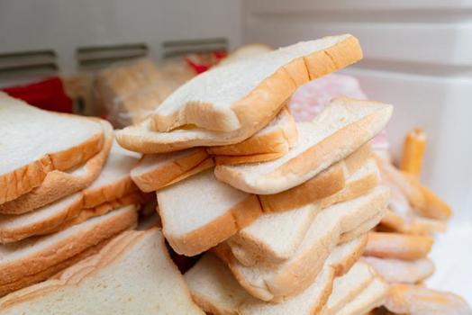 Tost ekmeğini sakın oraya koymayın: Meğer her gün kendi elimizle zehir üretiyormuşuz!)